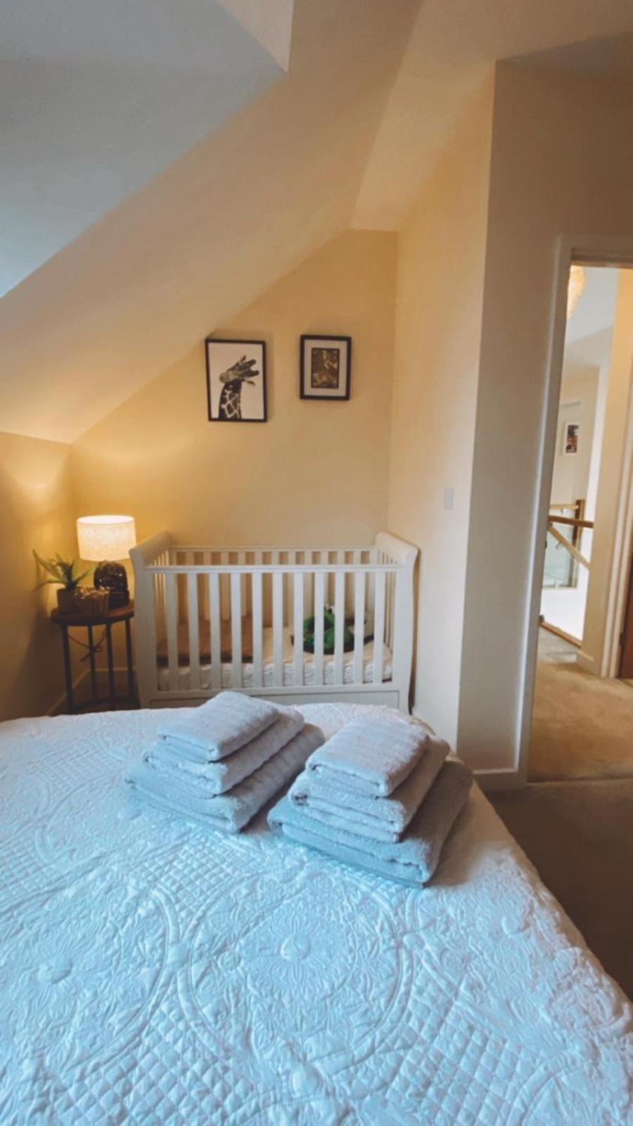 No 1 The Paddock - Spacious Holiday Home With A Hot Tub Bude Exterior photo